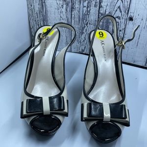 Anne Klein. White heels. Size 9